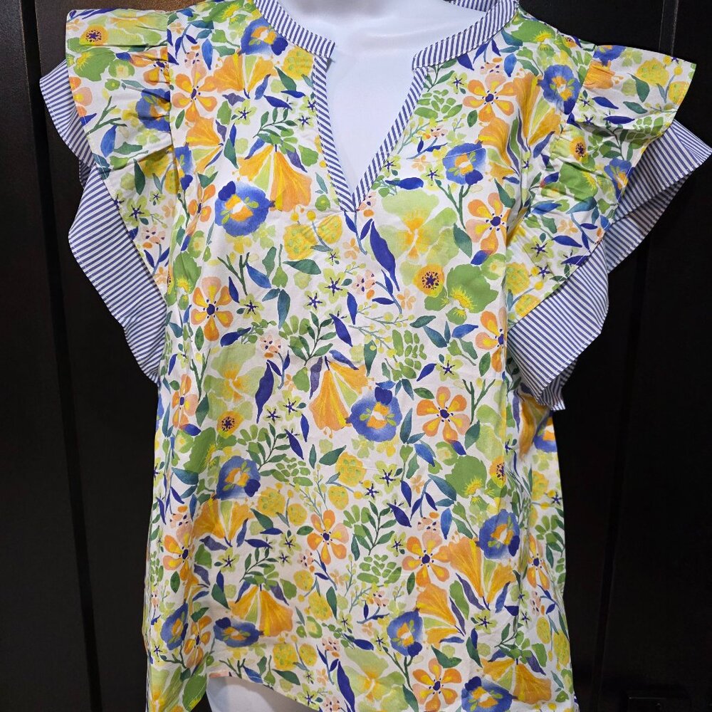 Betsey's Boutique Green, Yellow & Blue Floral Top Sz L